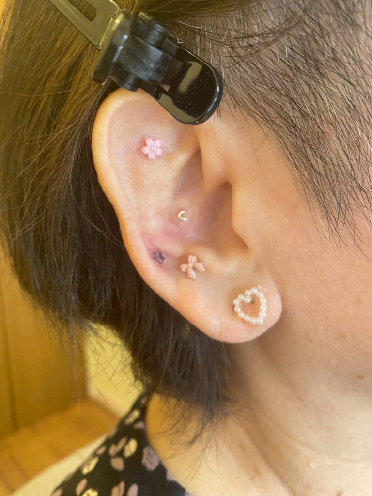 泉大津駅　耳ツボジュエリー